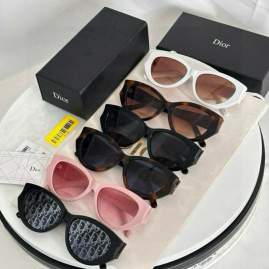 Picture of Dior Sunglasses _SKUfw77619910fw